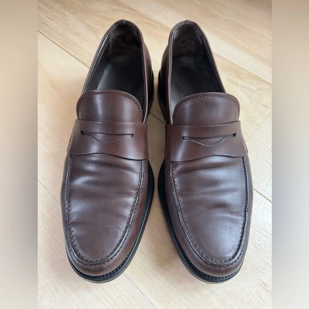 Tod’s Metal Dot’s Loafers in Leather